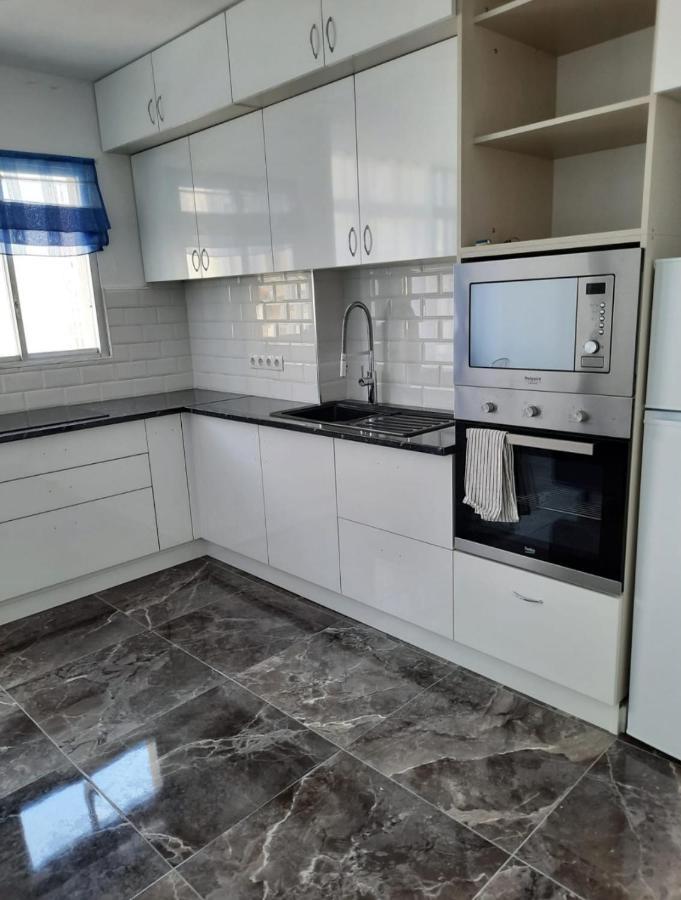 Studio For Rent In Torremolinos -Malaga For Vacations Studio Alquiler Para Vacationes, Studio Te Huur Voor Vacantie Calle Rio Mesa 5 Apartman Kültér fotó